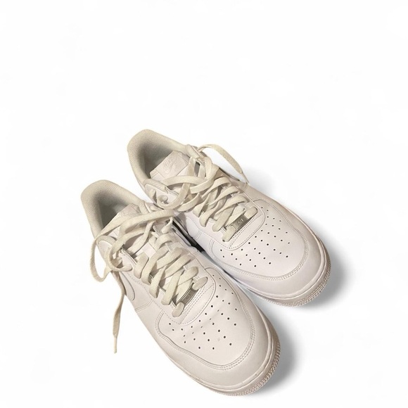 NIKE AIR FORCE 1 Men's White Sneakers - Picture 3 of 3